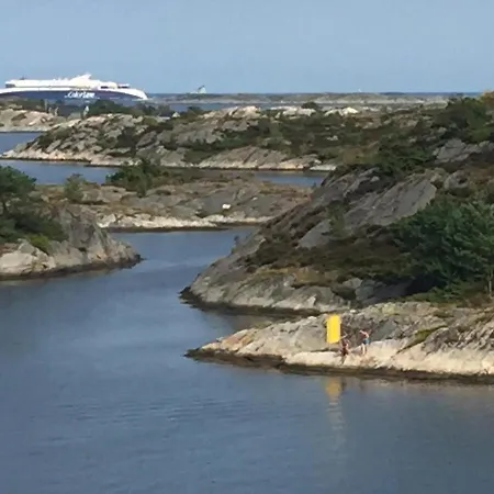 Charming By The Sea With Beautiful View Kristiansand
