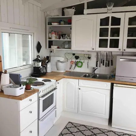Charming By The Sea With Beautiful View Kristiansand