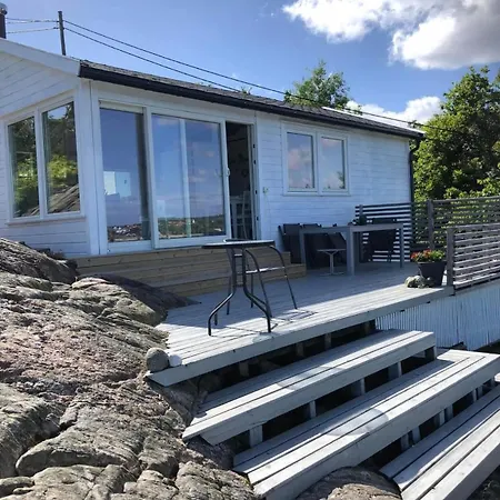 Charming By The Sea With Beautiful View Nyaraló Kristiansand